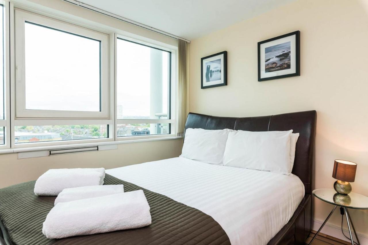 Apartamento Luxury Modern 2Bd Flat In Centre Londres Exterior foto